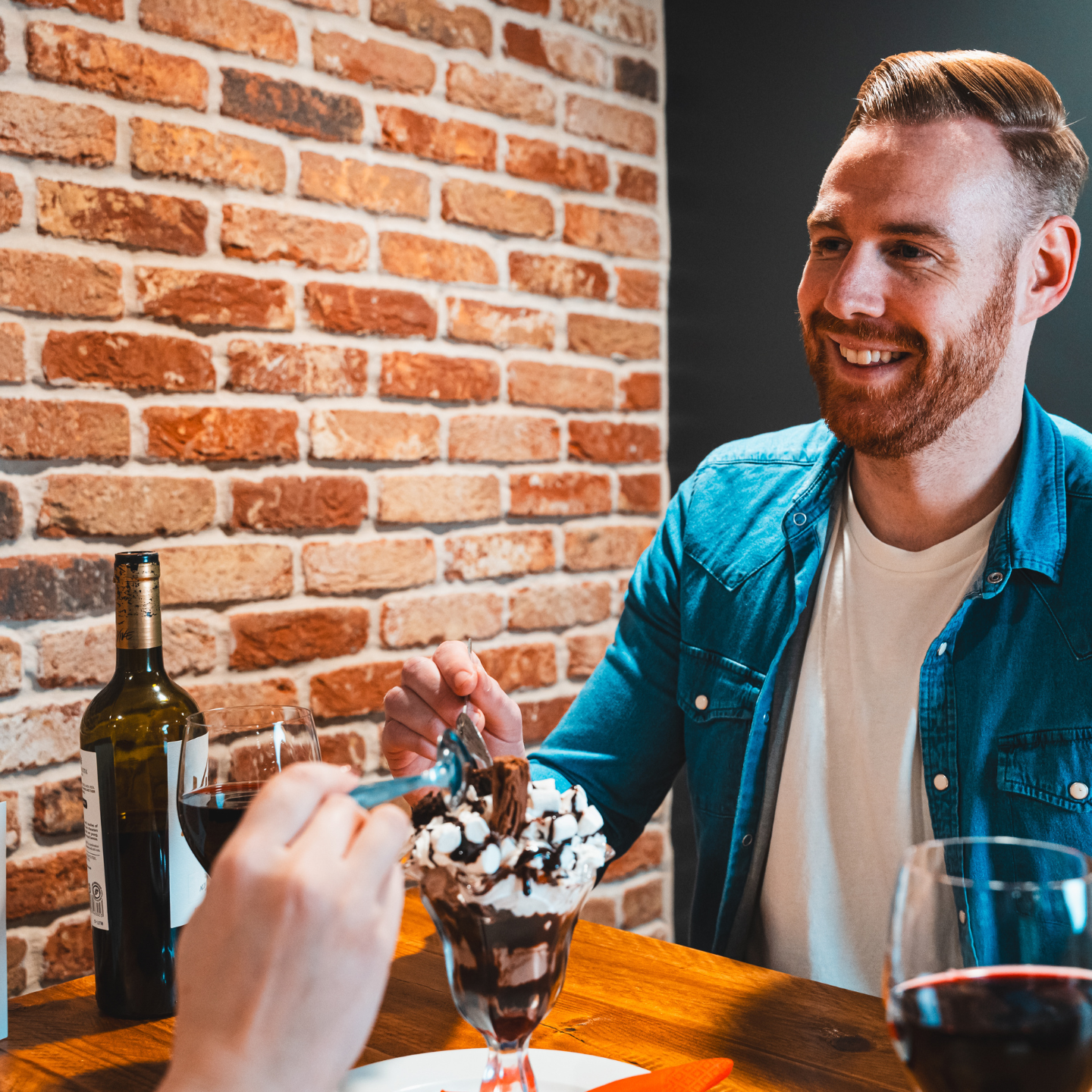 Valentine’s Weekend Dining & Treat Menu at The Black Horse in Cirencester