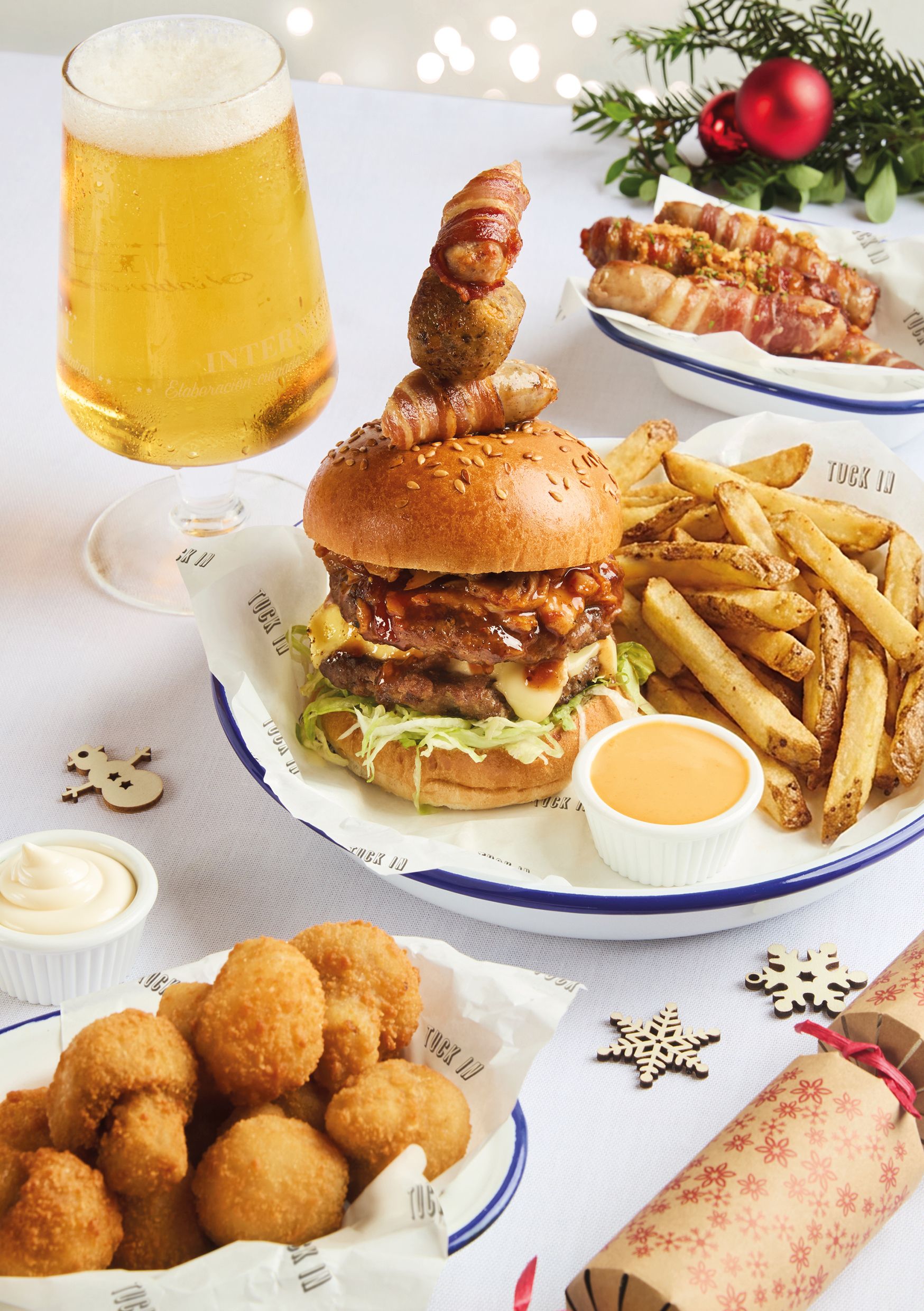 Festive Lunch & Dinner at The Black Horse in Cirencester
